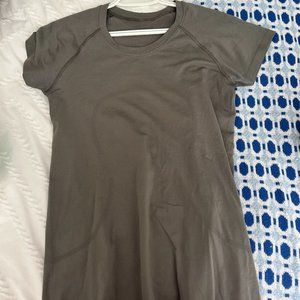 Lululemon olive green swifty tech shirt